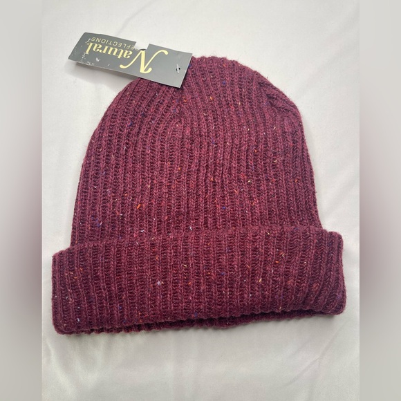 Bass Pro Shops Burgundy Knit Cuff Hat - Picture 1 of 3